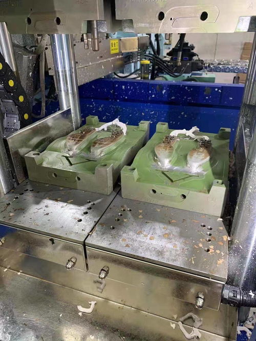 干冰清洗机 工业模具、橡胶及塑料制品去毛刺的首选方案